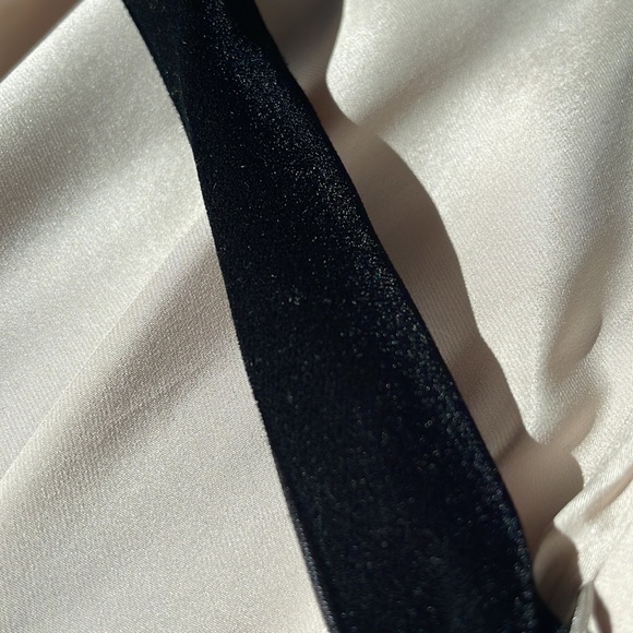 Paul's Ka two-tone color dress - Picture 13 of 16